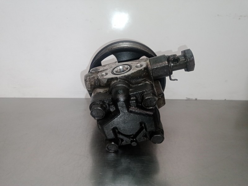Recambio de bomba servodireccion para hyundai accent (lc) 1.5 crdi cat referencia OEM IAM 5710025300-YSCA23  