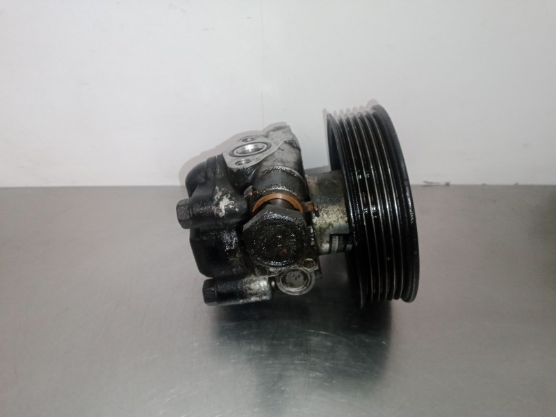 Recambio de bomba servodireccion para hyundai accent (lc) 1.5 crdi cat referencia OEM IAM 5710025300-YSCA23  