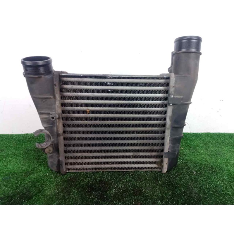 Recambio de intercooler para audi a4 berlina (8e) 2.0 tdi referencia OEM IAM 8E0145805AA 220X218X67 ALUMINIO