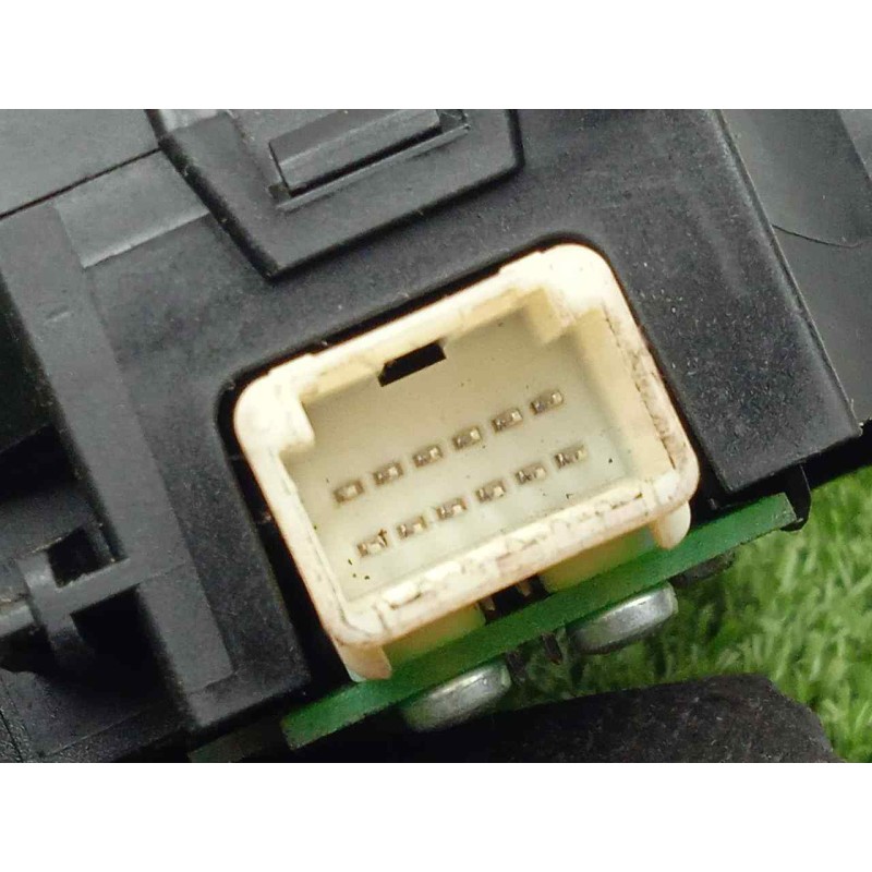 Recambio de mando luces para mazda 2 lim. (de) 1.3 16v cat referencia OEM IAM DF7166122  1.NIEBLA