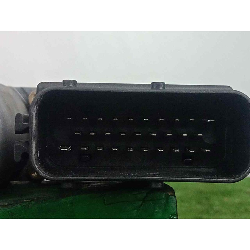 Recambio de motor elevalunas delantero izquierdo para seat leon (1m1) 1.6 16v referencia OEM IAM 9776101430203-F005S00047  