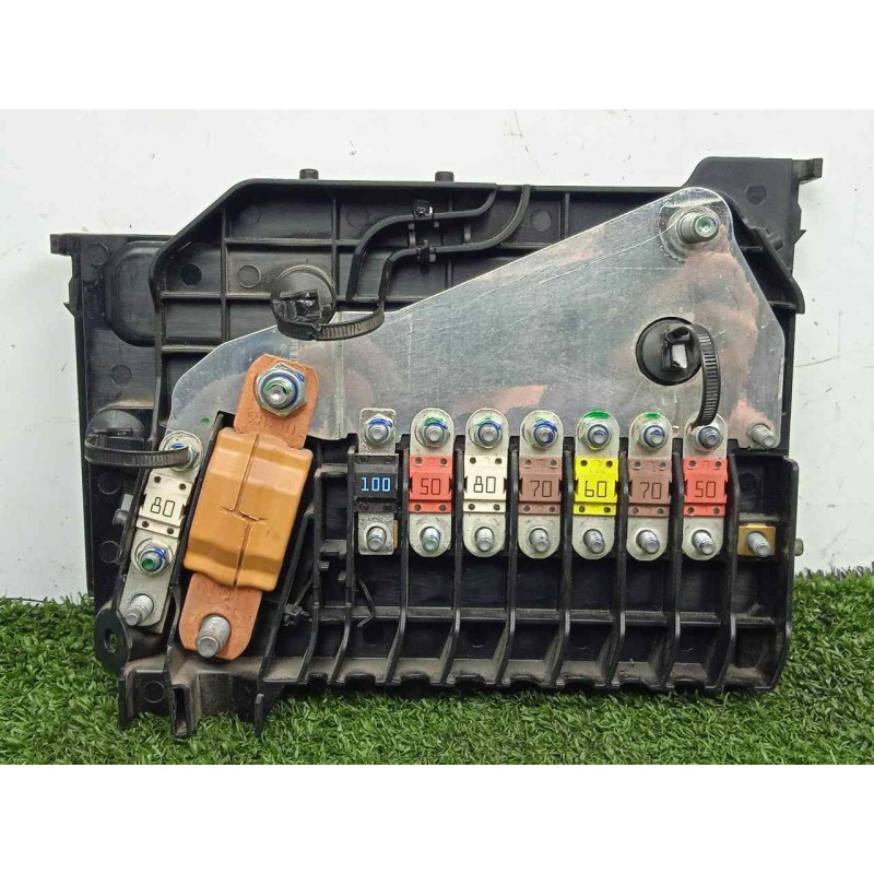 Recambio de caja reles / fusibles para ford kuga (cbs) 1.5 ecoboost cat referencia OEM IAM AV6T14A067BC  