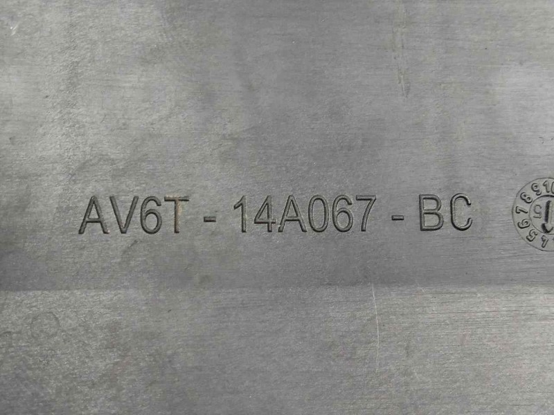 Recambio de caja reles / fusibles para ford kuga (cbs) 1.5 ecoboost cat referencia OEM IAM AV6T14A067BC  