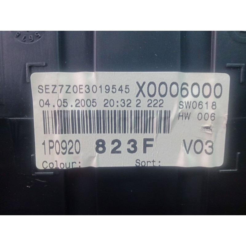 Recambio de cuadro instrumentos para seat leon (1p1) 2.0 tdi referencia OEM IAM 1P0920823F  