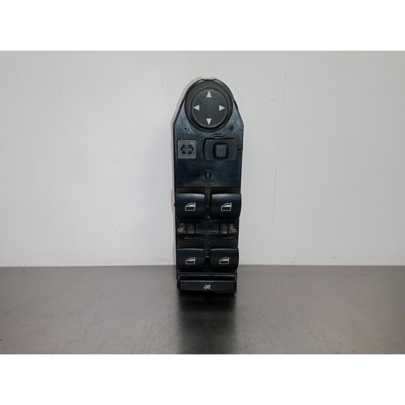 Recambio de mando elevalunas delantero izquierdo para bmw serie 5 berlina (e60) 3.0 referencia OEM IAM 6951905-391539BA03  