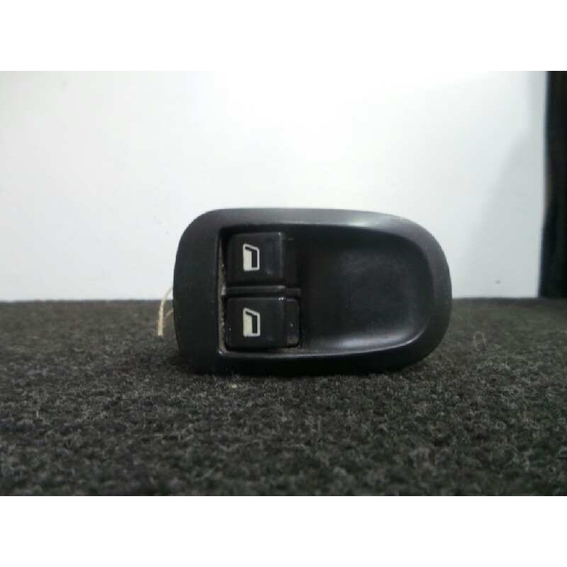 Recambio de mando elevalunas delantero izquierdo para peugeot 206 berlina referencia OEM IAM  3 PUERTAS 6 PINES