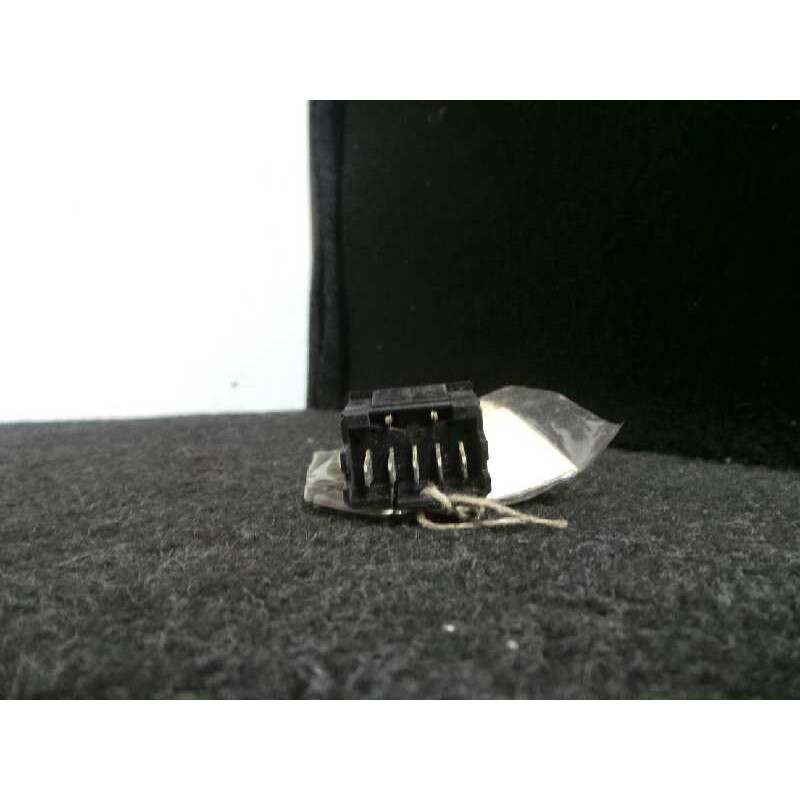 Recambio de mando elevalunas delantero izquierdo para citroën xantia berlina referencia OEM IAM   