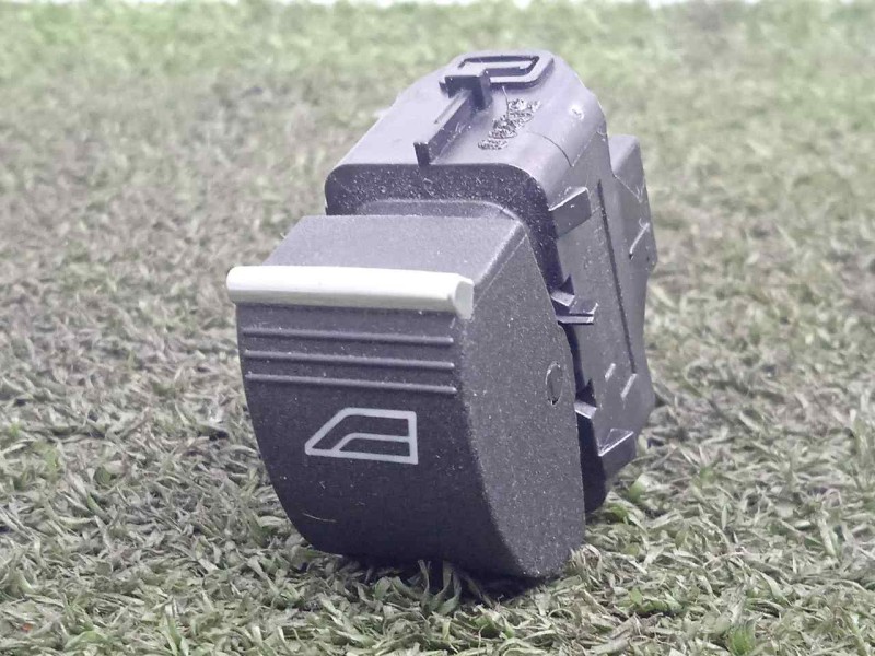 Recambio de mando elevalunas delantero izquierdo para nissan micra (k12e) 1.5 dci turbodiesel cat referencia OEM IAM SINREFERENC