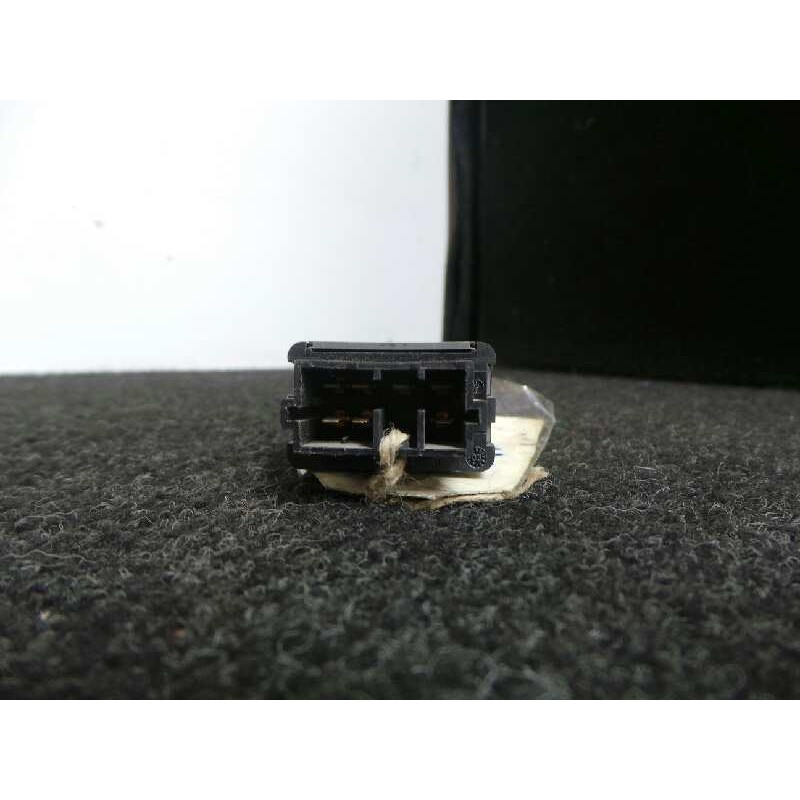 Recambio de mando elevalunas trasero izquierdo para peugeot 307 (s1) referencia OEM IAM   7 PINES