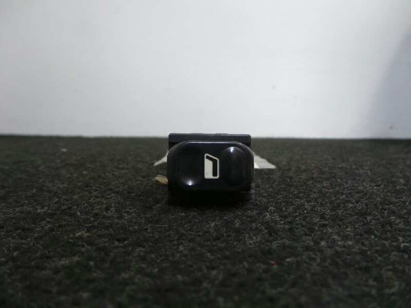 Recambio de mando elevalunas trasero izquierdo para peugeot 406 break (s1/s2) referencia OEM IAM V5N14  5 PINES