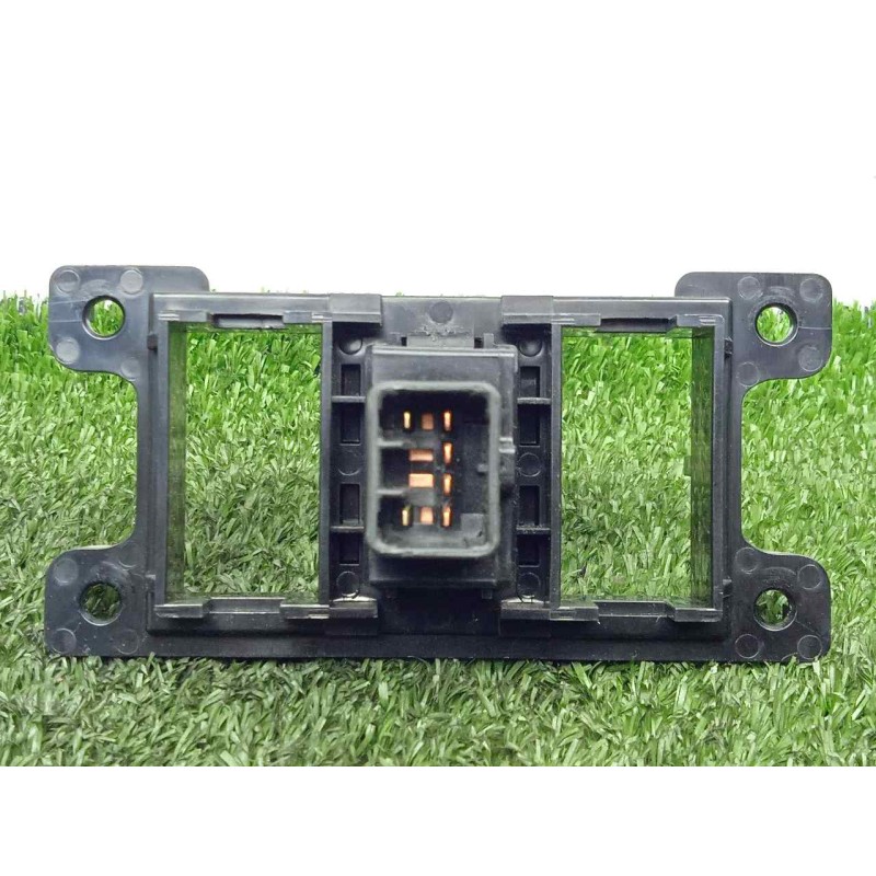 Recambio de interruptor para hyundai santa fe (bm) 2.2 crdi cat referencia OEM IAM 932402B002CA 4X4 