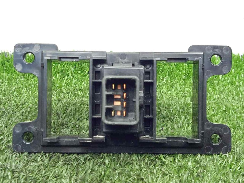 Recambio de interruptor para hyundai santa fe (bm) 2.2 crdi cat referencia OEM IAM 932402B002CA 4X4 