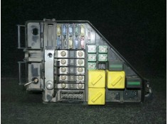Recambio de caja reles / fusibles para land rover freelander 2.0 td4 cat referencia OEM IAM YQE000380R-185839100903  