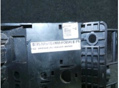 Recambio de caja reles / fusibles para land rover freelander 2.0 td4 cat referencia OEM IAM YQE000380R-185839100903   2