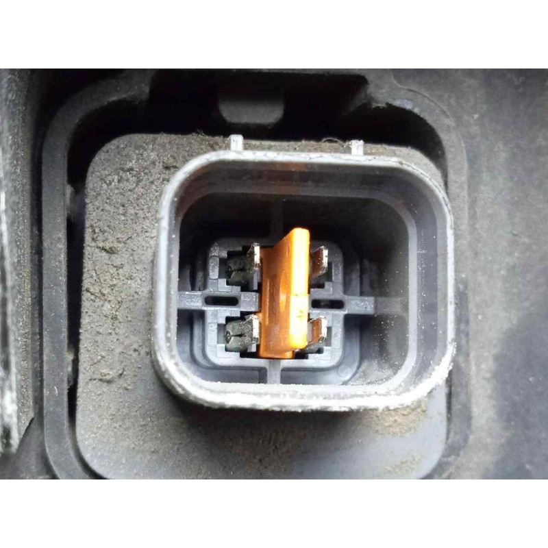 Recambio de faro derecho para ssangyong rodius 2.7 turbodiesel cat referencia OEM IAM SINREFERENCIA  