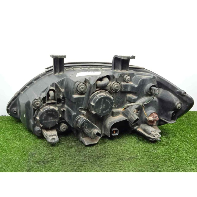 Recambio de faro derecho para ssangyong rodius 2.7 turbodiesel cat referencia OEM IAM SINREFERENCIA  