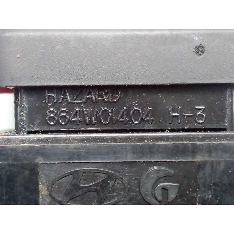 Recambio de warning para hyundai i10 1.1 12v cat referencia OEM IAM 864W01404 8.PINES 