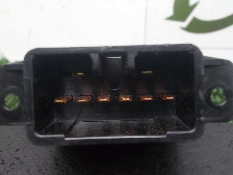 Recambio de warning para hyundai i10 1.1 12v cat referencia OEM IAM 864W01404 8.PINES 