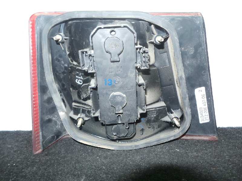 Recambio de piloto trasero derecho para volvo serie 940 berlina/familiar referencia OEM IAM  PORTON 