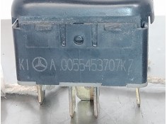 Recambio de mando elevalunas delantero derecho para mercedes-benz sprinter 02.00  caja abierta 2.7 cdi cat referencia OEM IAM A0 2