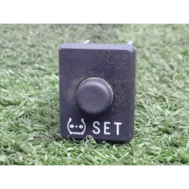 Recambio de interruptor para toyota rav 4 2.2 d-4d cat referencia OEM IAM 8474650010 PRESION.NEUMATICOS 