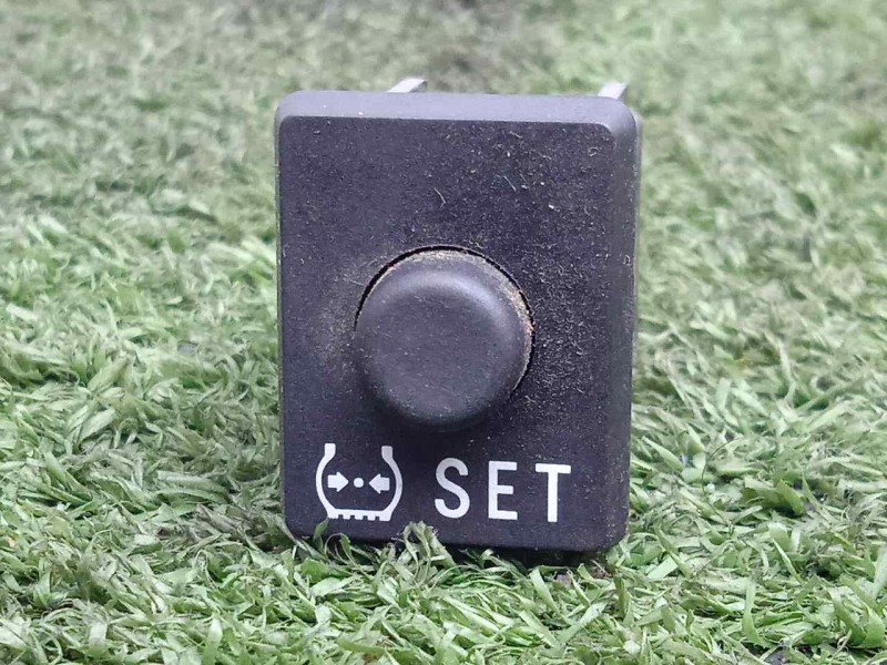 Recambio de interruptor para toyota rav 4 2.2 d-4d cat referencia OEM IAM 8474650010 PRESION.NEUMATICOS 