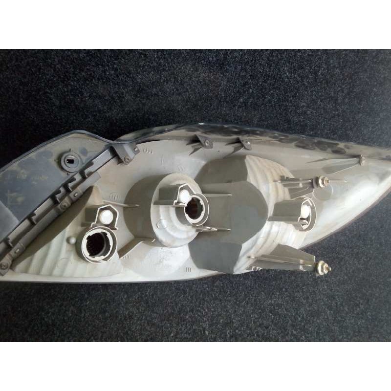 Recambio de piloto trasero izquierdo para kia rio 1.5 cat referencia OEM IAM  00-02 4.PUERTAS