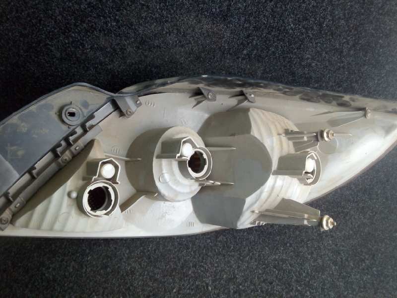 Recambio de piloto trasero izquierdo para kia rio 1.5 cat referencia OEM IAM  00-02 4.PUERTAS