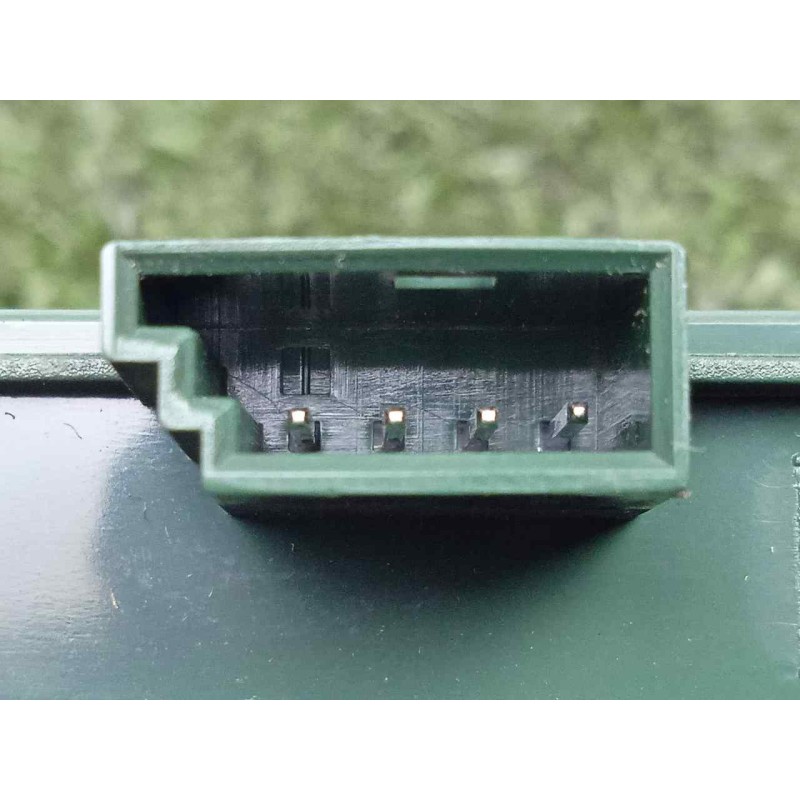 Recambio de modulo electronico para land rover freelander (ln) 2.0 turbodiesel referencia OEM IAM YW100340-8RC433MHZ-52010468A  