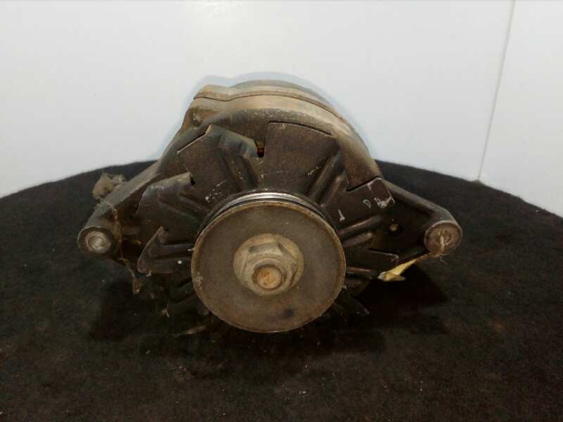 Recambio de alternador para opel kadett e 1.6 referencia OEM IAM 0615077 55A DELCO REMY