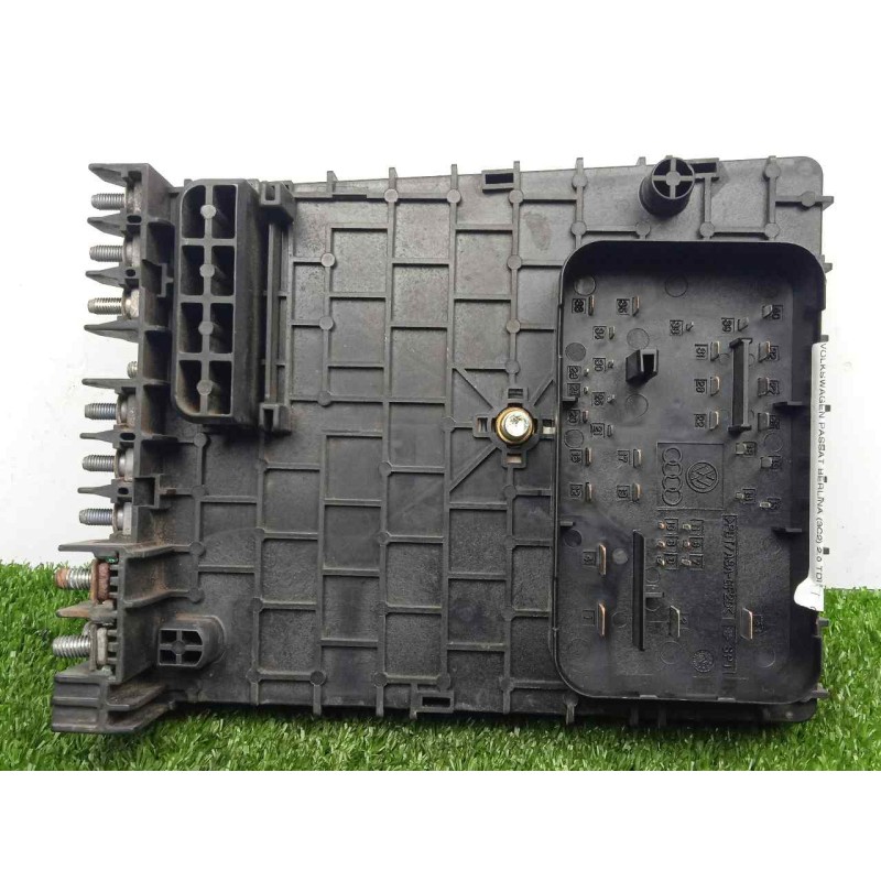 Recambio de caja reles / fusibles para volkswagen passat berlina (3c2) 2.0 tdi referencia OEM IAM 3C0937125-63592777  