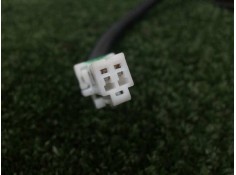 Recambio de enganche cinturon trasero derecho para kia cee´d 1.4 cat referencia OEM IAM 20141230  