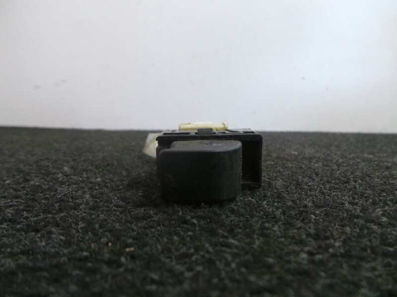 Recambio de mando elevalunas delantero derecho para nissan almera (n15) 2.0 diesel referencia OEM IAM   3.PUERTAS