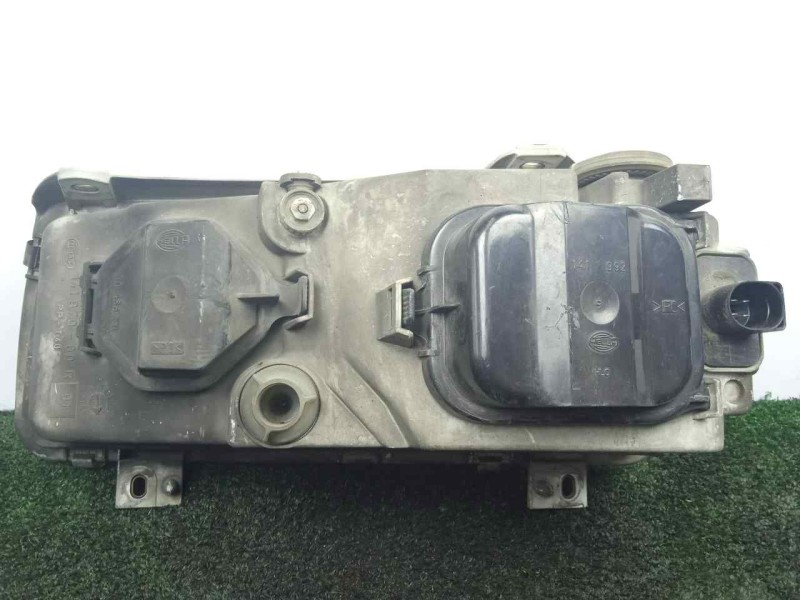 Recambio de faro derecho para volkswagen passat berlina (3a2) 1.9 tdi referencia OEM IAM  93-97 