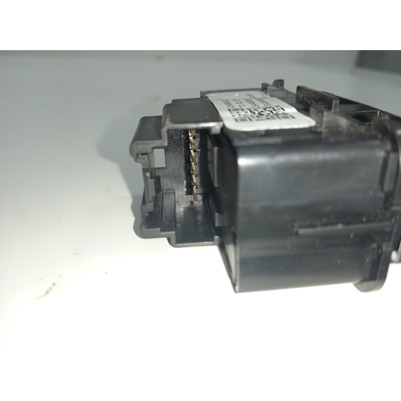 Recambio de interruptor para opel corsa e gsi referencia OEM IAM 13496811  