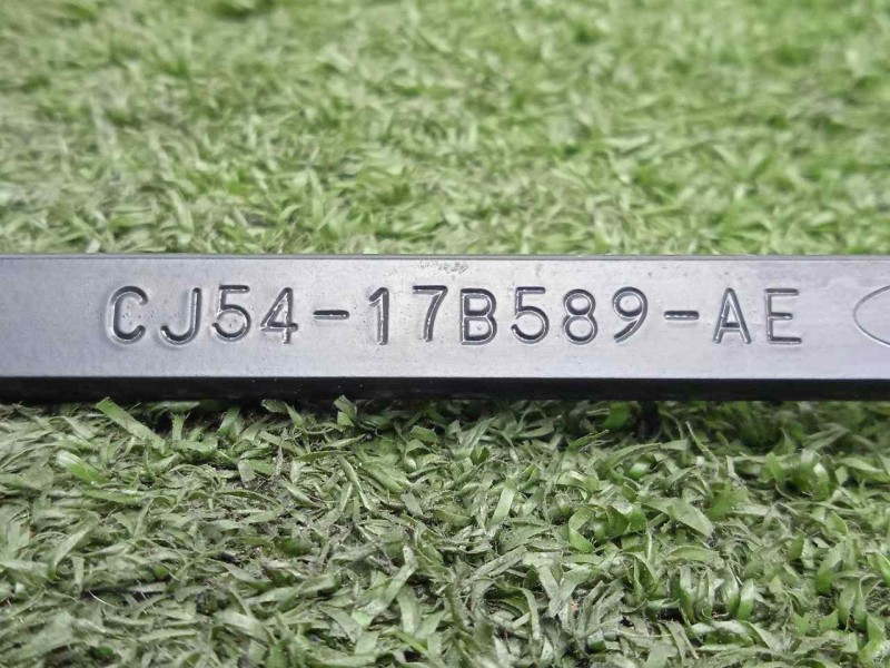 Recambio de brazo limpia delantero derecho para ford kuga (cbs) 1.5 ecoboost cat referencia OEM IAM CJ5417B589AE  