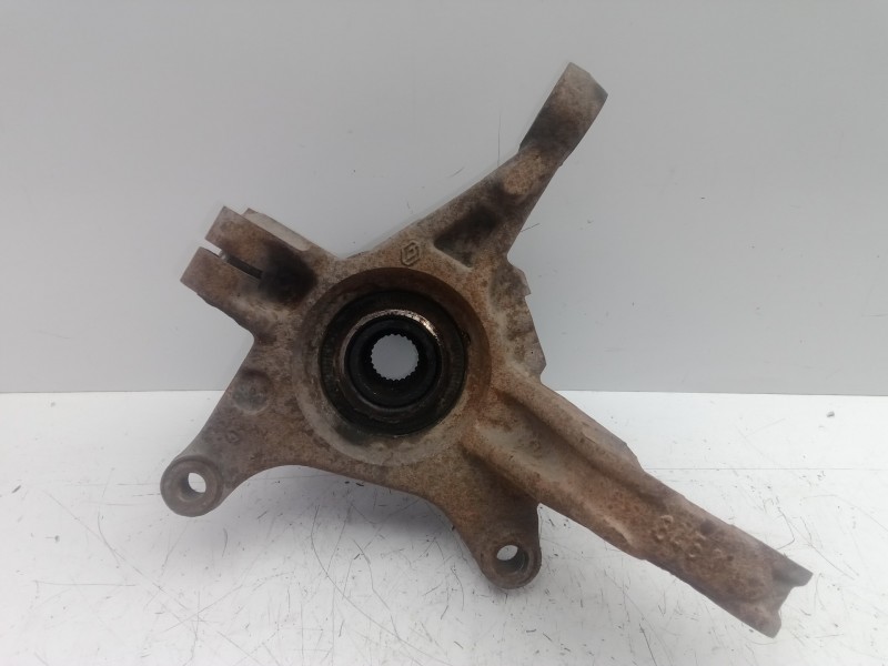 Recambio de mangueta delantera izquierda para dacia dokker express 1.5 dci diesel fap cat referencia OEM IAM   