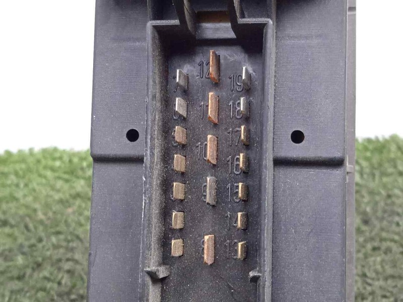 Recambio de mando elevalunas delantero izquierdo para saab 9-3 cabrio referencia OEM IAM 4814364 4 BOTONES 