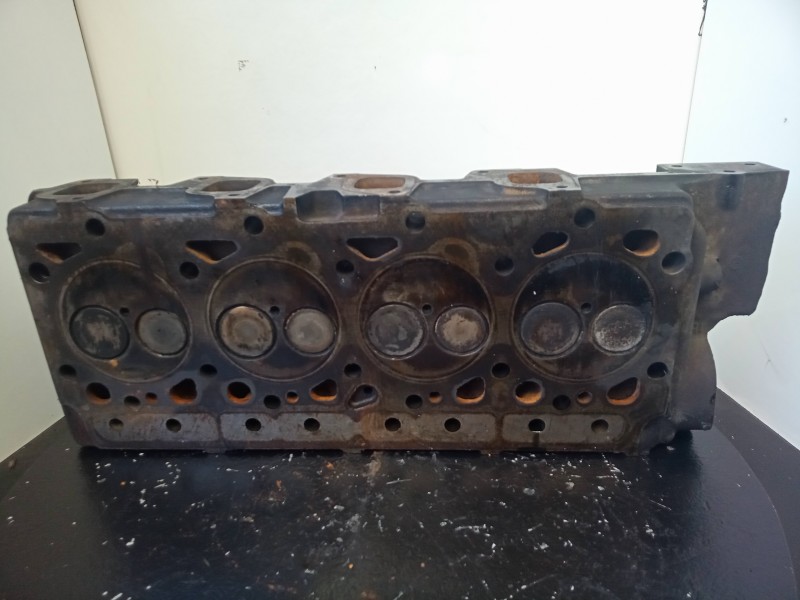 Recambio de culata para ford transit, caja abierta 86/92 2.5 diesel referencia OEM IAM 844F6090AJ  