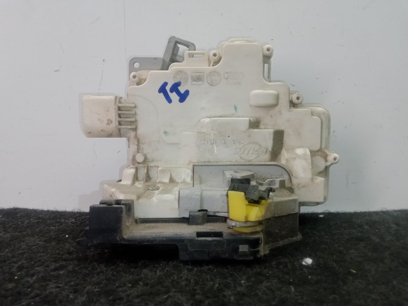 Recambio de cerradura puerta trasera izquierda para seat leon (1p1) 2.0 tdi referencia OEM IAM   