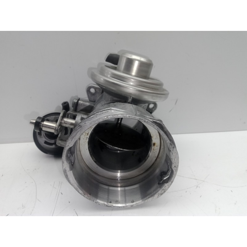 Recambio de valvula egr para seat ibiza (6l1) 1.9 tdi referencia OEM IAM 038131501AT-038129637L  