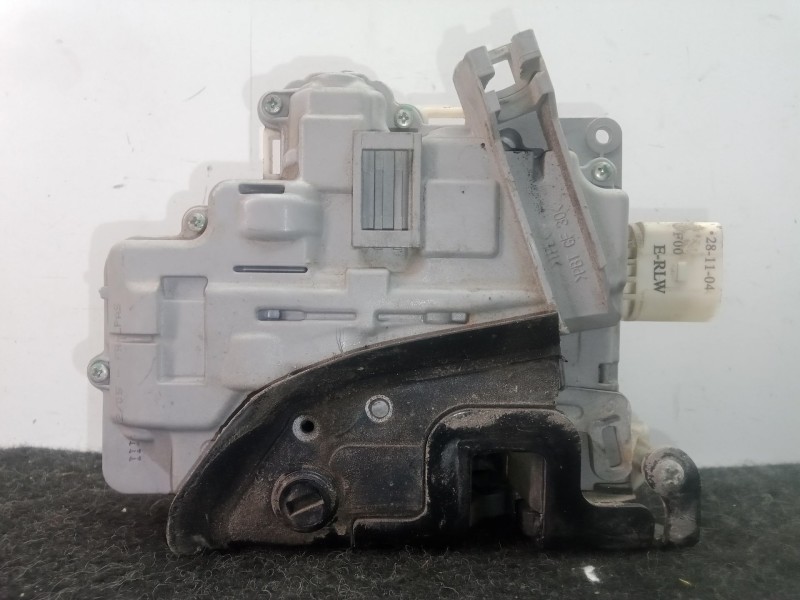 Recambio de cerradura puerta trasera izquierda para seat leon (1p1) 2.0 tdi referencia OEM IAM   