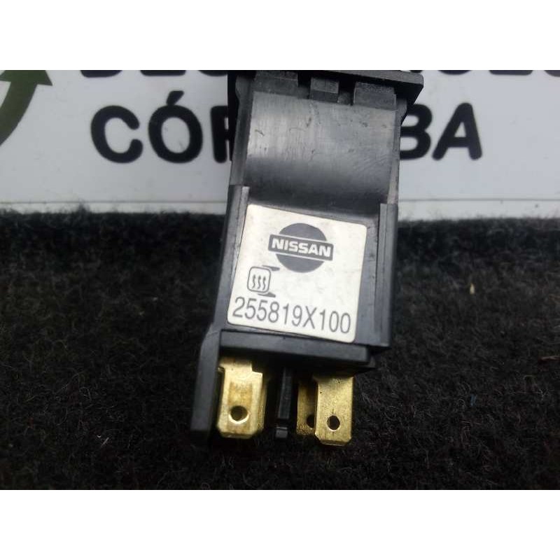 Recambio de interruptor para nissan atleon referencia OEM IAM 255819X100 RETROVISOR.TERMICO 