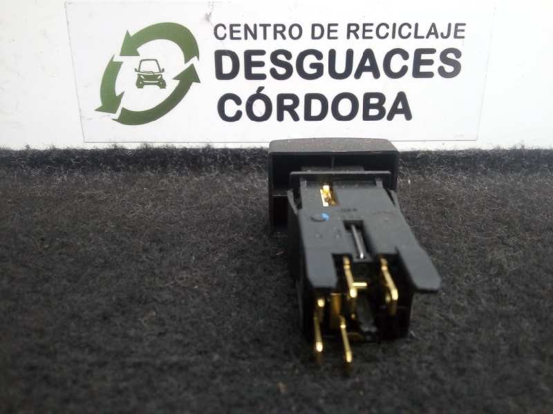 Recambio de interruptor para nissan atleon referencia OEM IAM 255819X100 RETROVISOR.TERMICO 