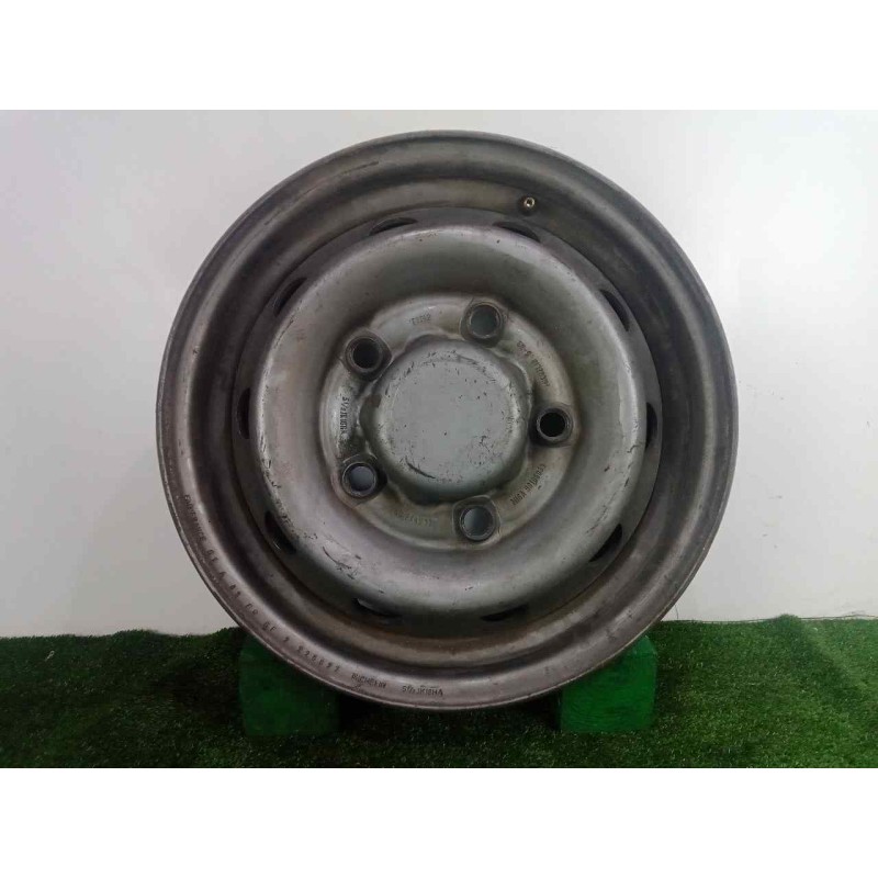 Recambio de llanta para nissan trade 2.8d referencia OEM IAM R16-5X160-5.5 R16 ACERO