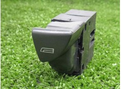 Recambio de mando elevalunas delantero derecho para iveco daily caja cerrada (1999 =>) referencia OEM IAM  VENTANA.DERECHA 