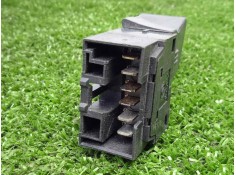 Recambio de mando elevalunas delantero derecho para iveco daily caja cerrada (1999 =>) referencia OEM IAM  VENTANA.DERECHA  2