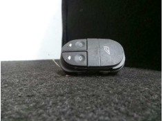 Recambio de mando elevalunas delantero izquierdo para ford escort express referencia OEM IAM  1 CLAVIJA 2 BOTONES