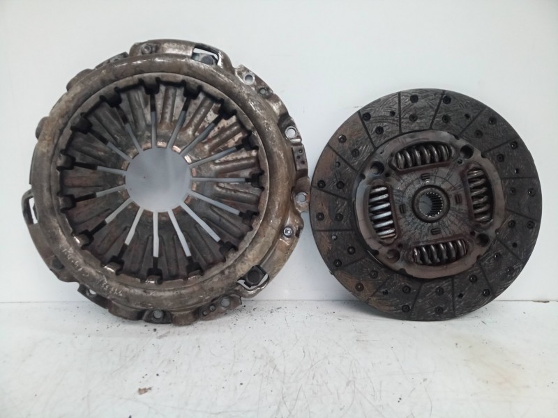 Recambio de kit embrague para nissan pathfinder (r51) 2.5 dci diesel cat referencia OEM IAM   