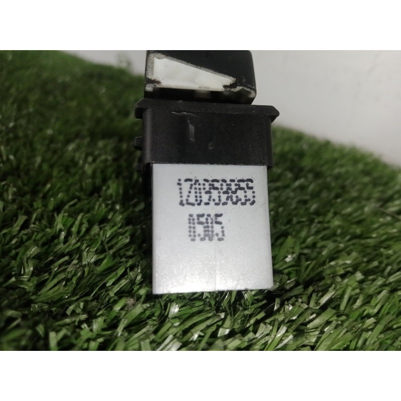 Recambio de mando elevalunas trasero izquierdo para skoda octavia berlina (1z3) 1.9 tdi referencia OEM IAM 1Z0959855  